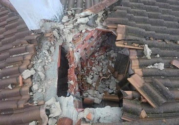 Estado en que quedó el tejado del edificio