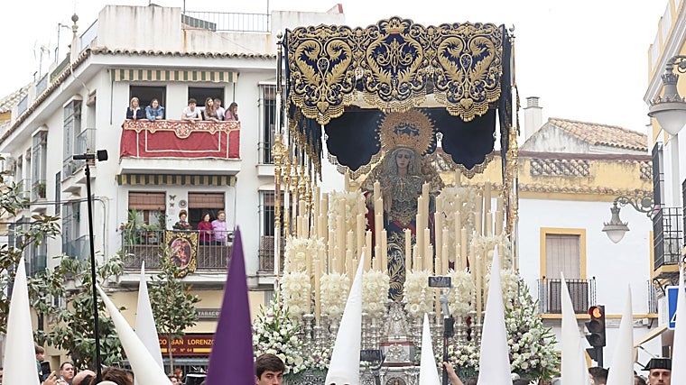 La Virgen de la Palma, en su paso de palio