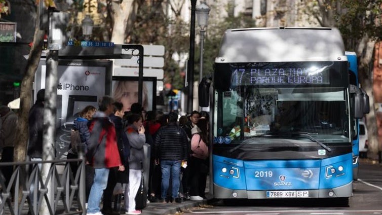 Los madrileños dejan el coche en el 55% de sus viajes por la ciudad