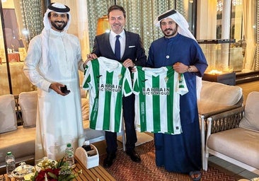 El CEO del Córdoba CF, Monterrubio, visita a la propiedad en Baréin