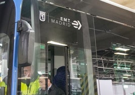 Un sistema inteligente y autónomo para cargar los autobuses eléctricos de la EMT