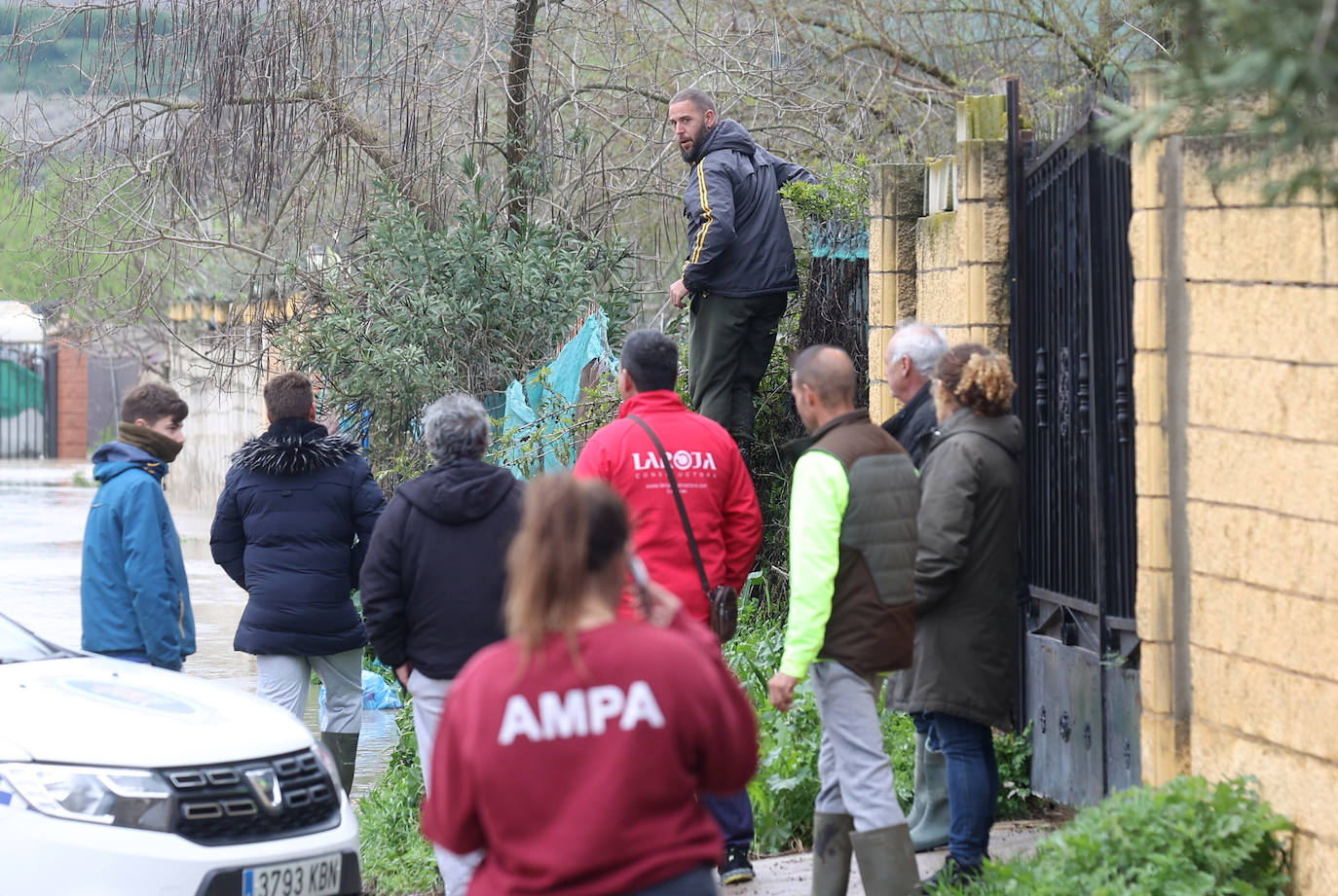 El desolador aspecto de las viviendas anegadas junto al río en Córdoba, en imágenes