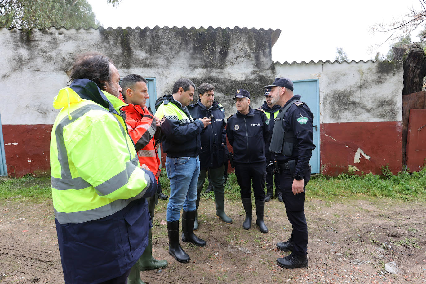El desolador aspecto de las viviendas anegadas junto al río en Córdoba, en imágenes