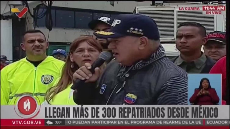 Llegan a Venezuela más de 300 repatriados en un vuelo procedente de México