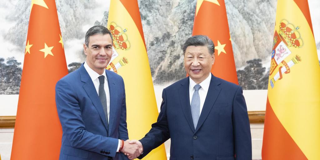 Sánchez viajará a China para reunirse con Xi Jinping el próximo mes