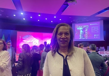 Fundación Obama: «Las mujeres tenemos que apoyarnos entre nosotras, empodernarnos unas a otras si no, no podemos»