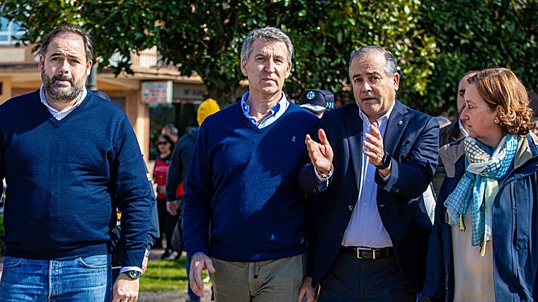La presidenta de la Diputación ha acompañado este domingo a Feijóo, Núñez y Gregorio en su visita a Talavera