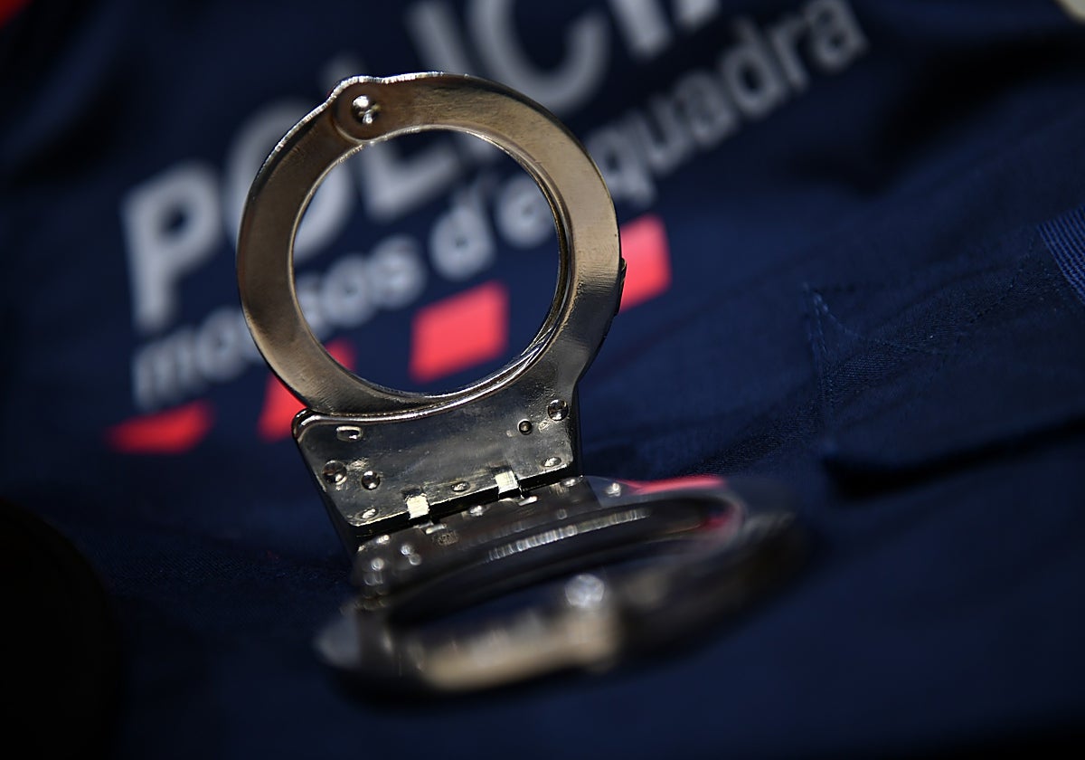 Detenida por intentar estafar 600.000 euros en criptomonedas a una pareja de extranjeros en un hotel de Barcelona