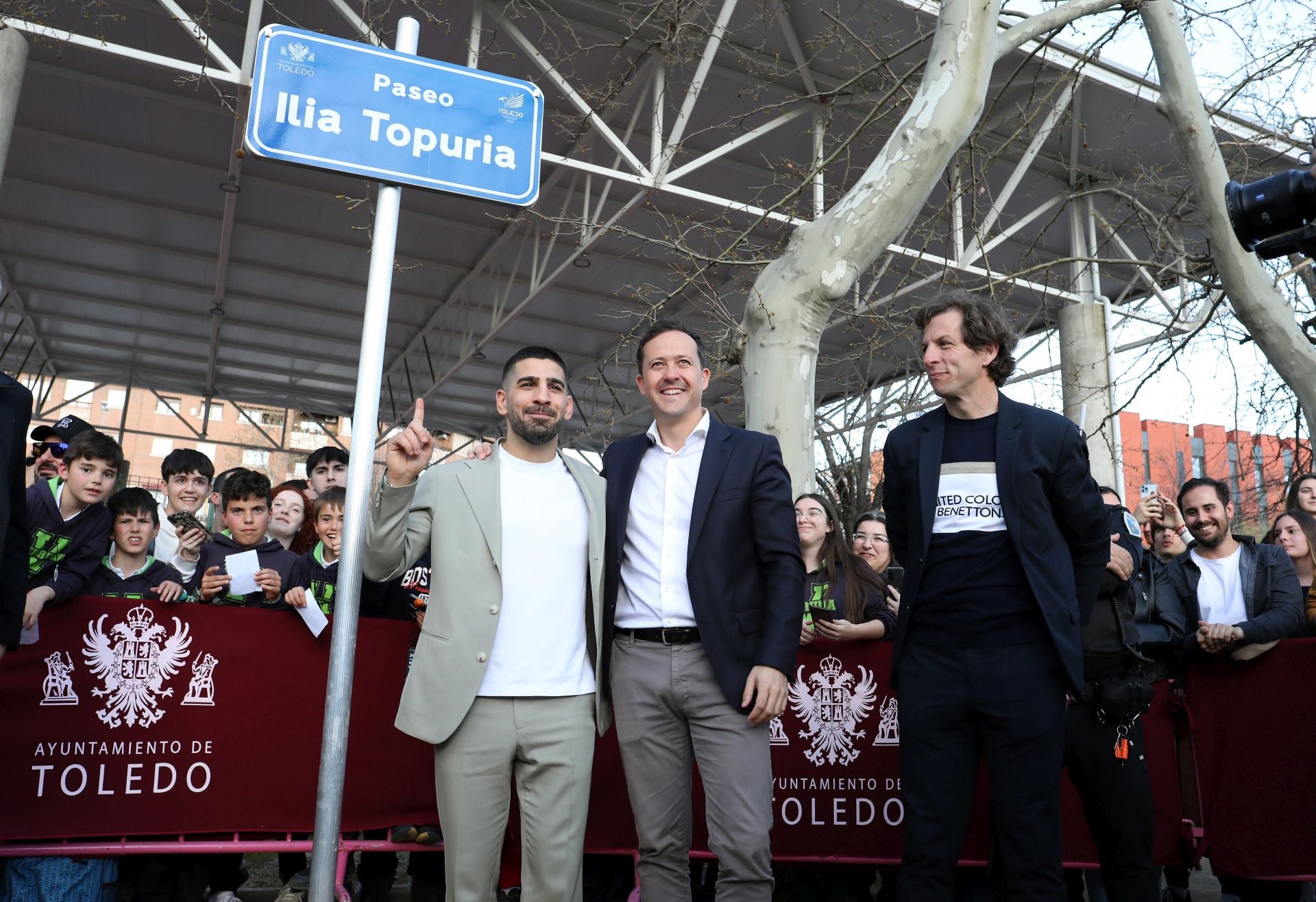 Las imágenes de la inolvidable visita de Ilia Topuria a Toledo