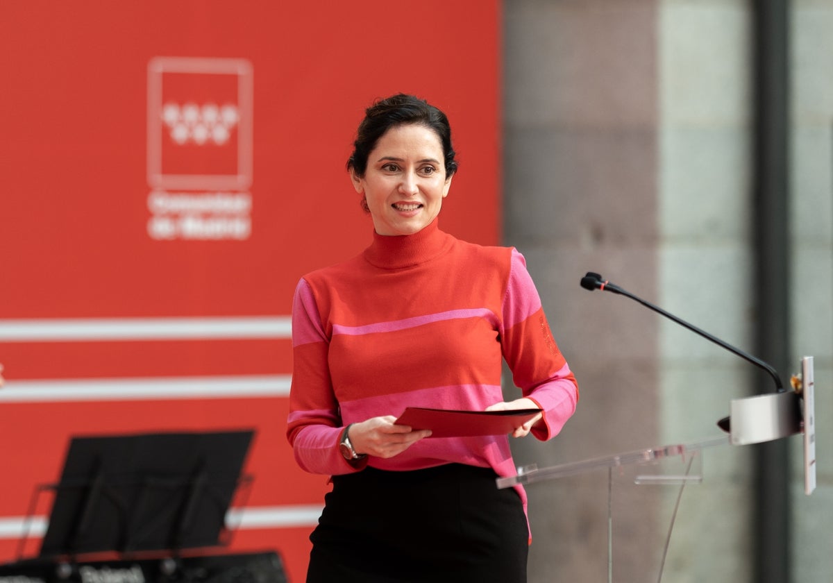 La presidenta de la Comunidad de Madrid, Isabel Díaz Ayuso, en la Real Casa de Correos
