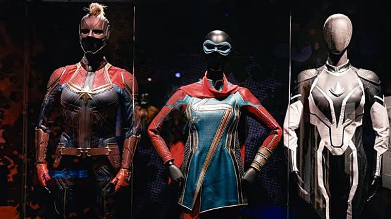 Piezas de vestuario originales expuestas en la exposición