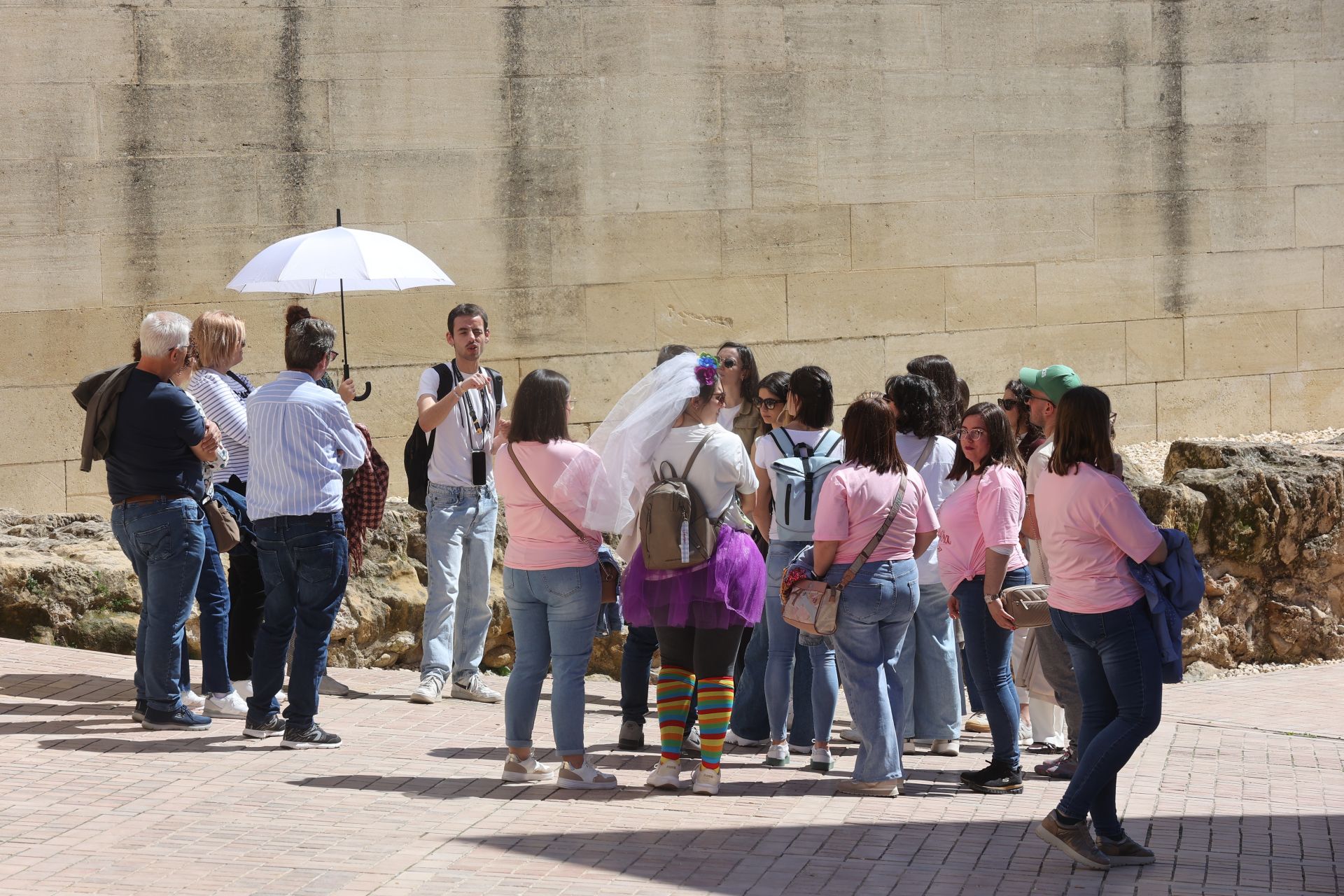 En imágenes, el ambiente en terrazas y calles de Córdoba por el buen tiempo