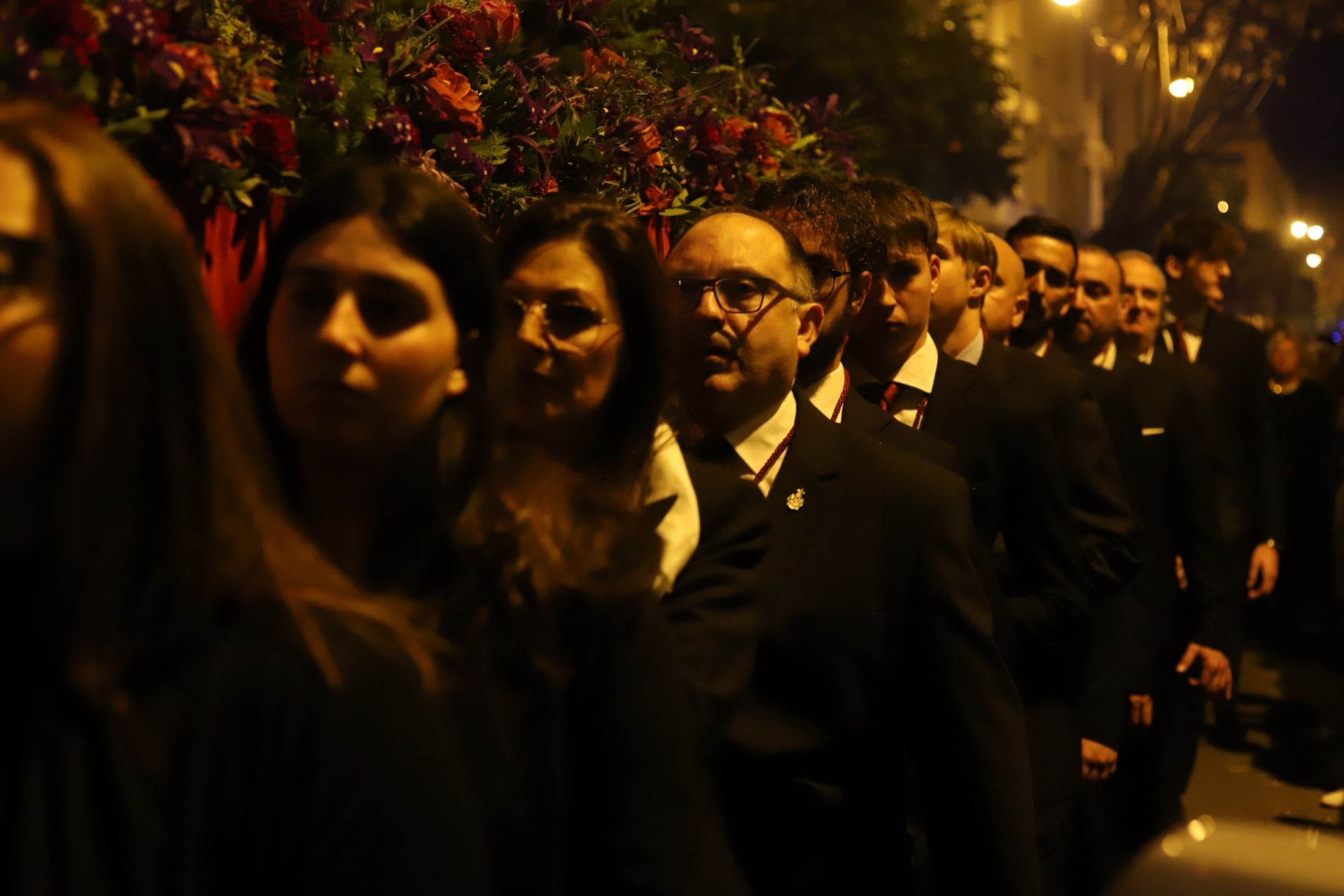 El fervor de Ciudad Jardín: el Cristo de la Confianza en su vía crucis cuaresmal, en imágenes