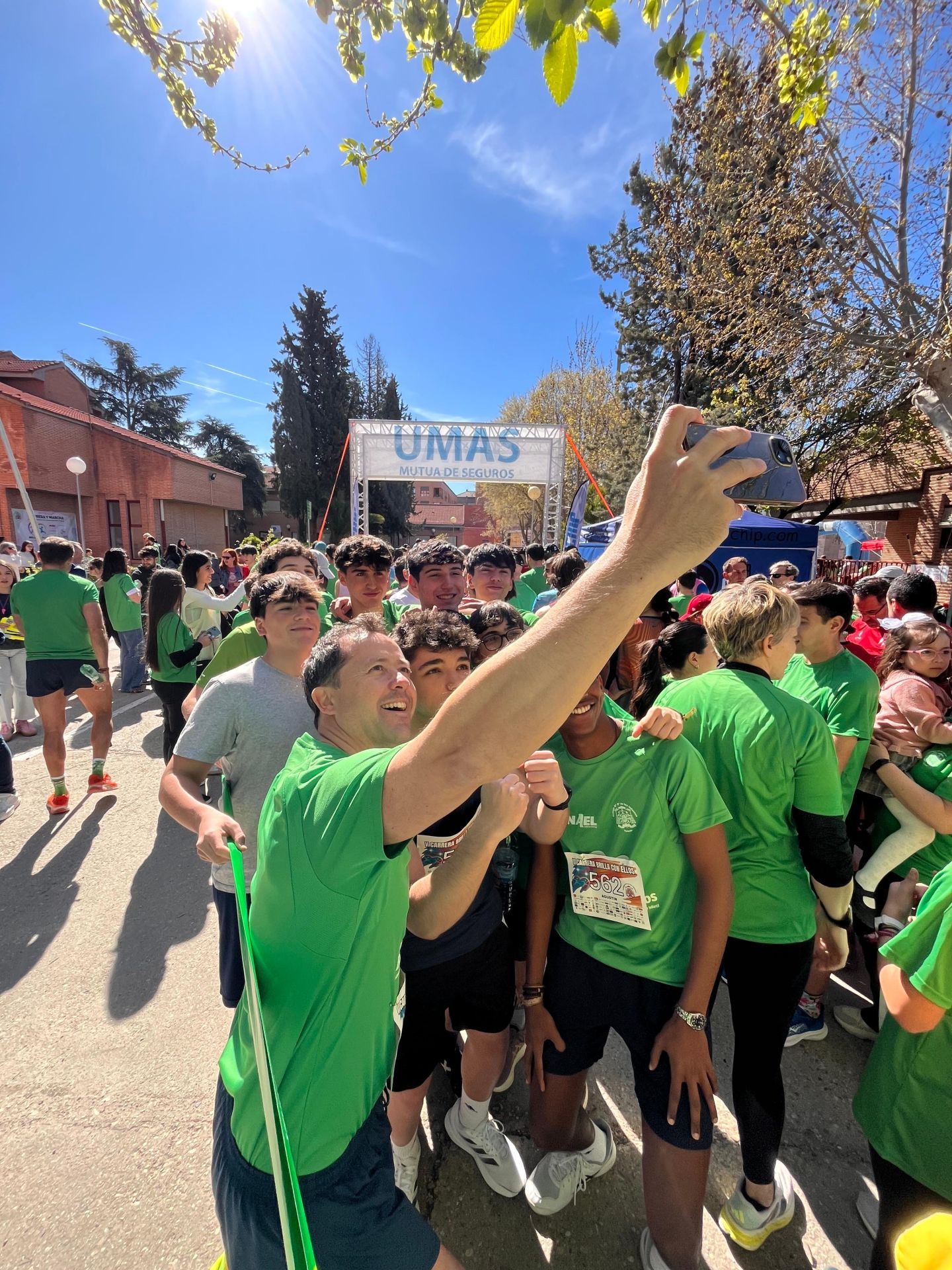 'Brilla con ellos', en imágenes: Toledo se vuelca contra el cáncer infantil