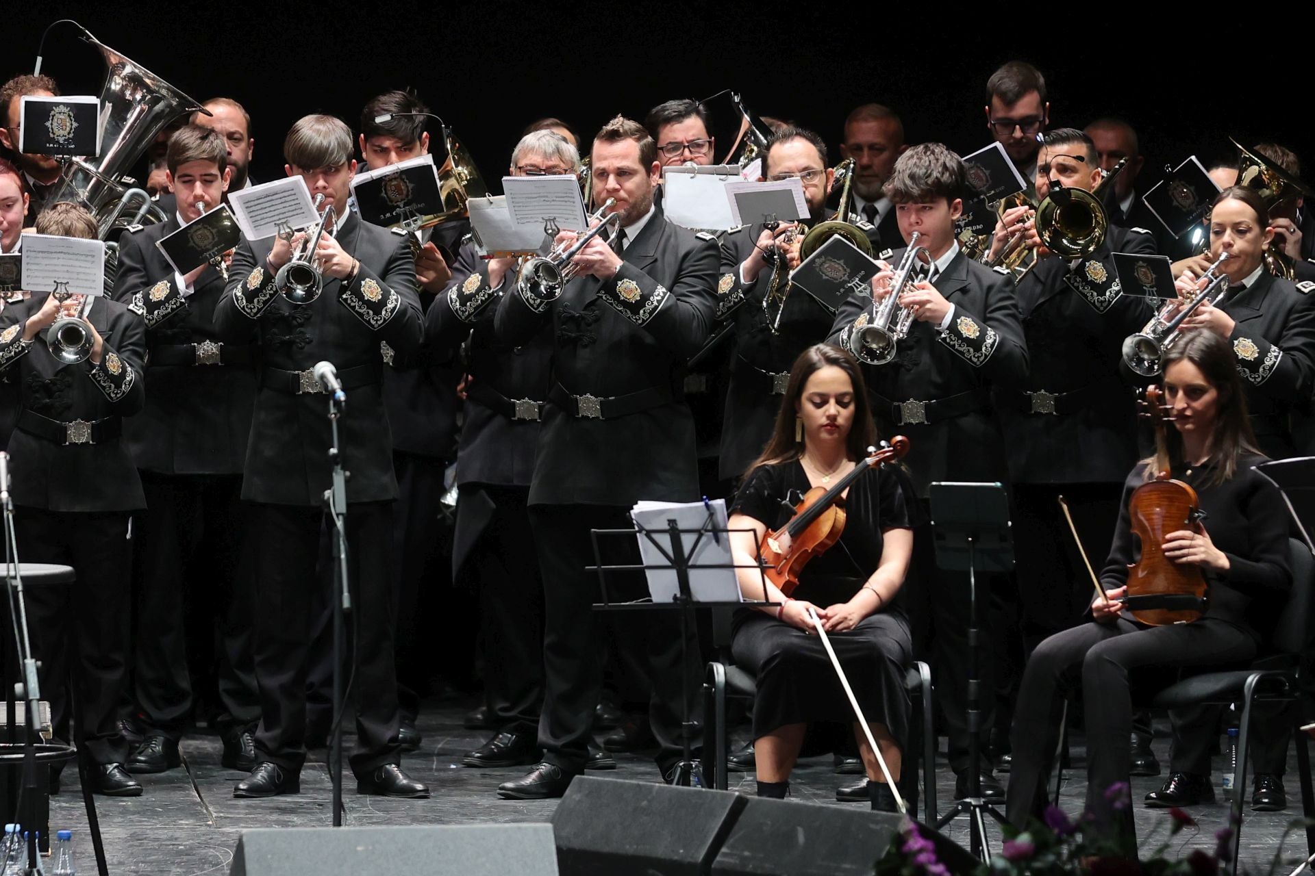 El vibrante concierto de Cuaresma con &#039;La Música de Dios para Córdoba&#039;, en imágenes