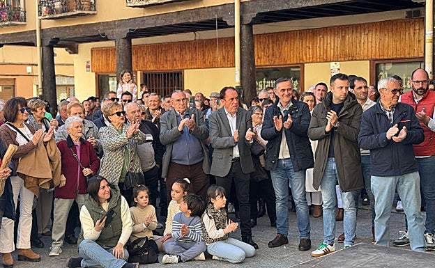 San Esteban de Gormaz clama en la calle por un paso provisional y un puente nuevo «del siglo XXI»