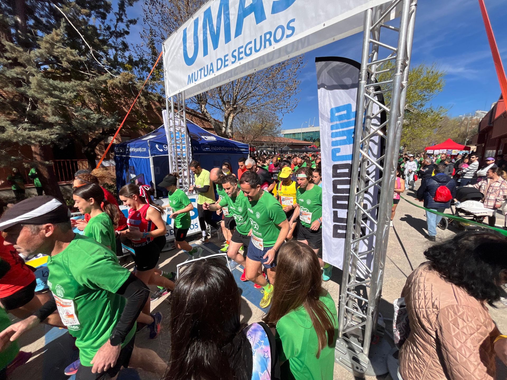 &#039;Brilla con ellos&#039;, en imágenes: Toledo se vuelca contra el cáncer infantil