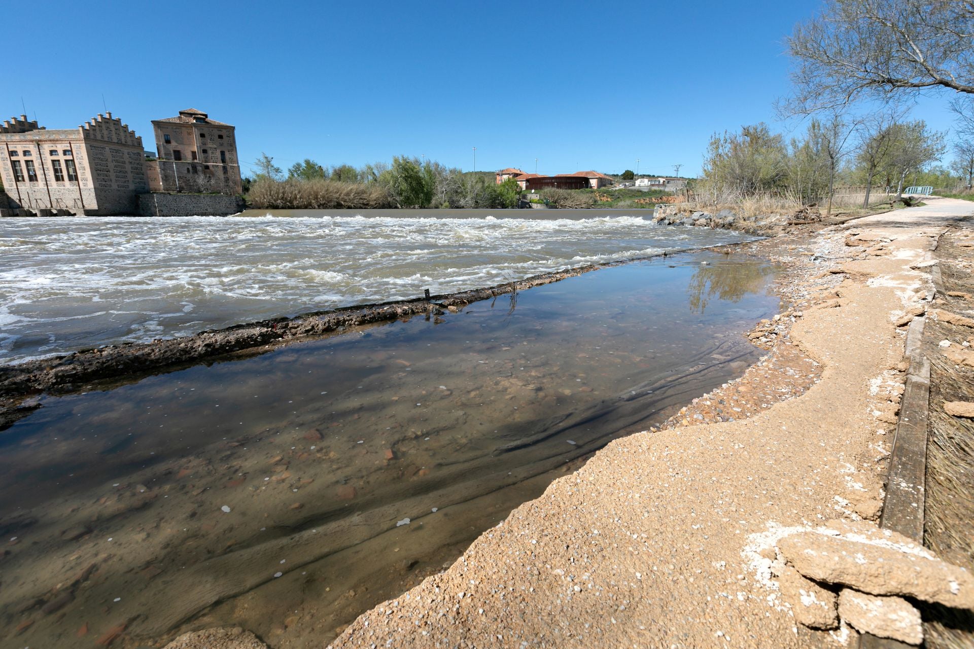Las imágenes de la destrucción de la senda ecológica de Toledo