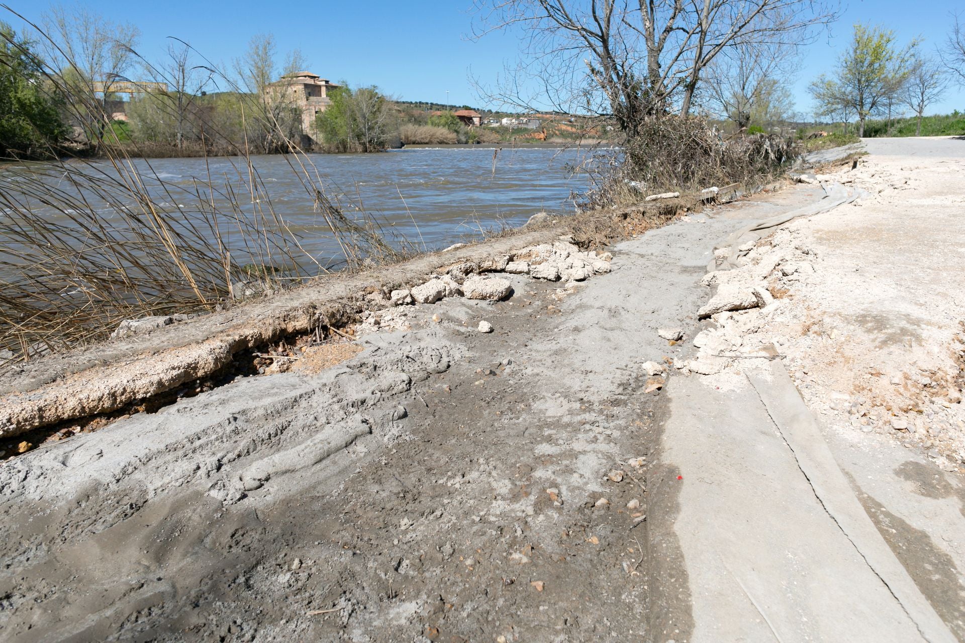 Las imágenes de la destrucción de la senda ecológica de Toledo
