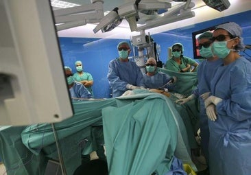 El Hospital Reina Sofía detecta más de un 15% de cáncer colorrectal a través del cribado