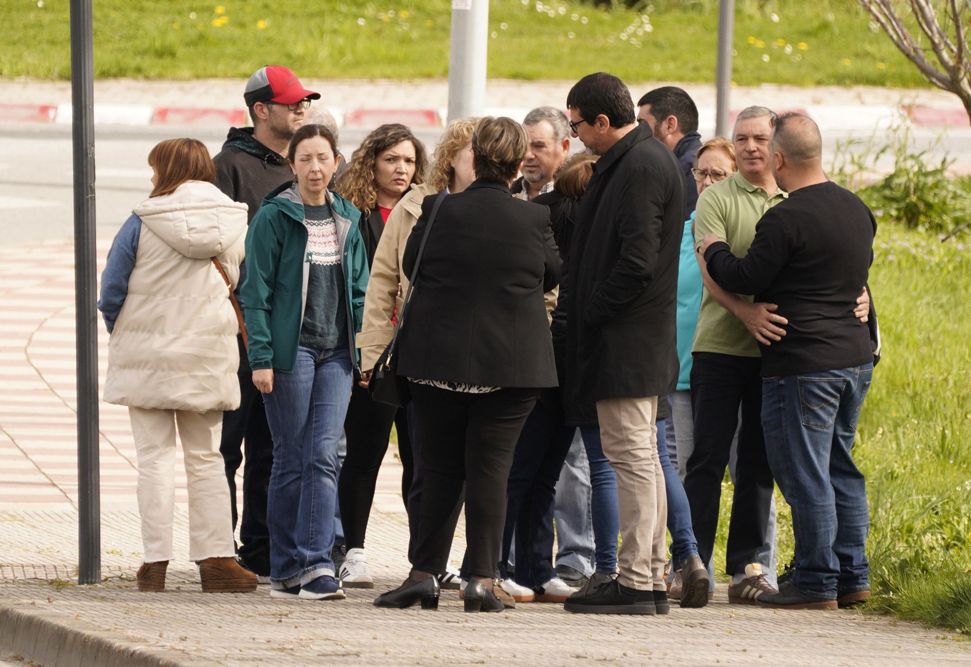 Dolor y silencio en las capillas ardientes de Villablino y Bembibre a la llegada de los mineros fallecidos