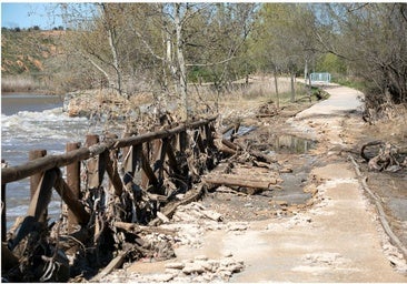 Tras los destrozos en la senda, suspenden «por fuerza mayor» las obras entre Alcántara y los Molinos de Daicán