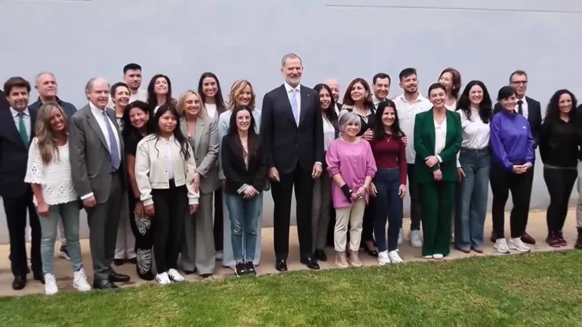 El rey entrega del Premio Princesa de Girona Escuela del Año
