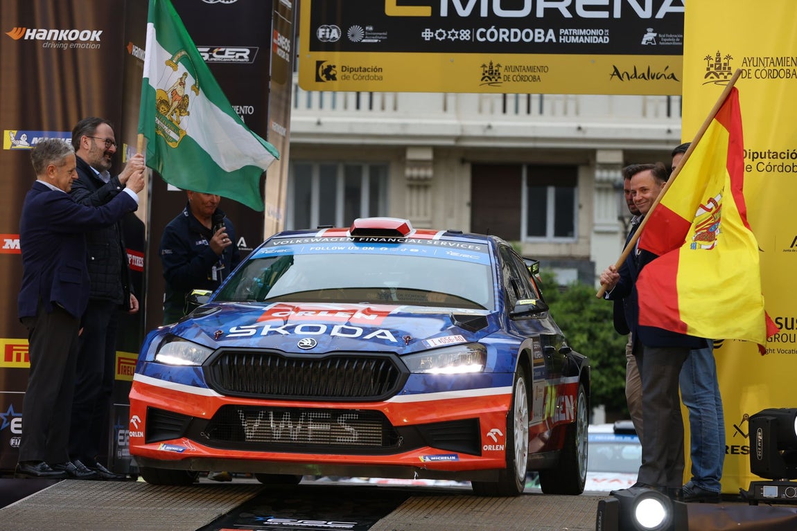 La espectacular presentación del Rally Sierra Morena en el corazón de Córdoba, en imágenes