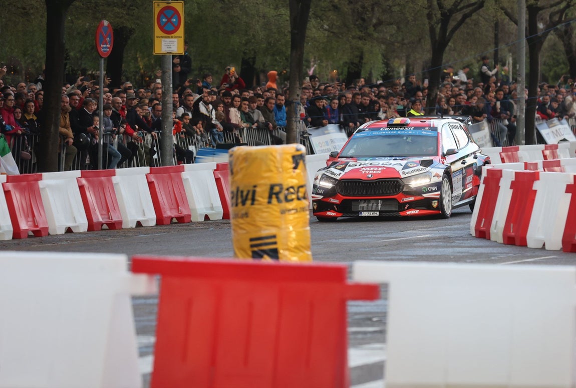 El espectacular tramo urbano del Rally Sierra Morena, en imágenes