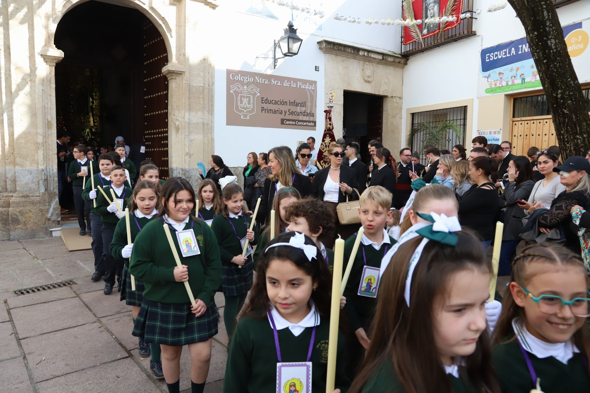 La tradicional procesión del colegio de la Piedad de Córdoba, en imágenes