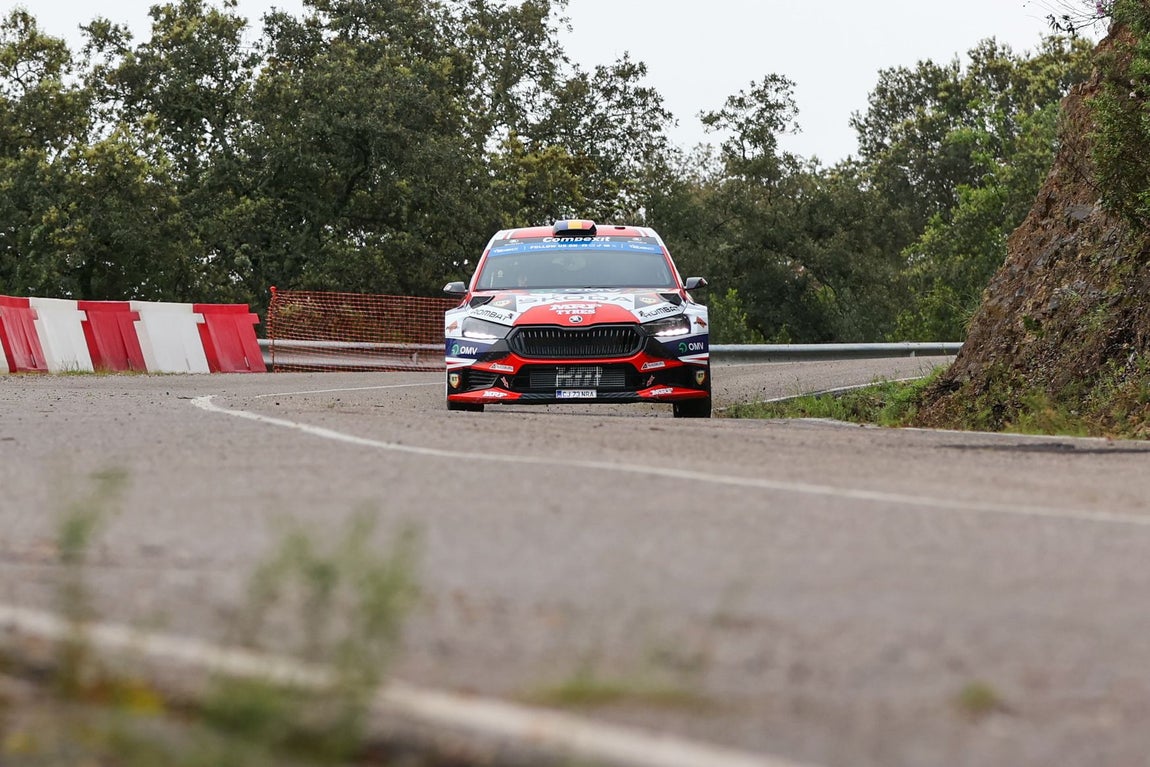 El trepidante Rally en su recorrido por Sierra Morena de Córdoba, en imágenes