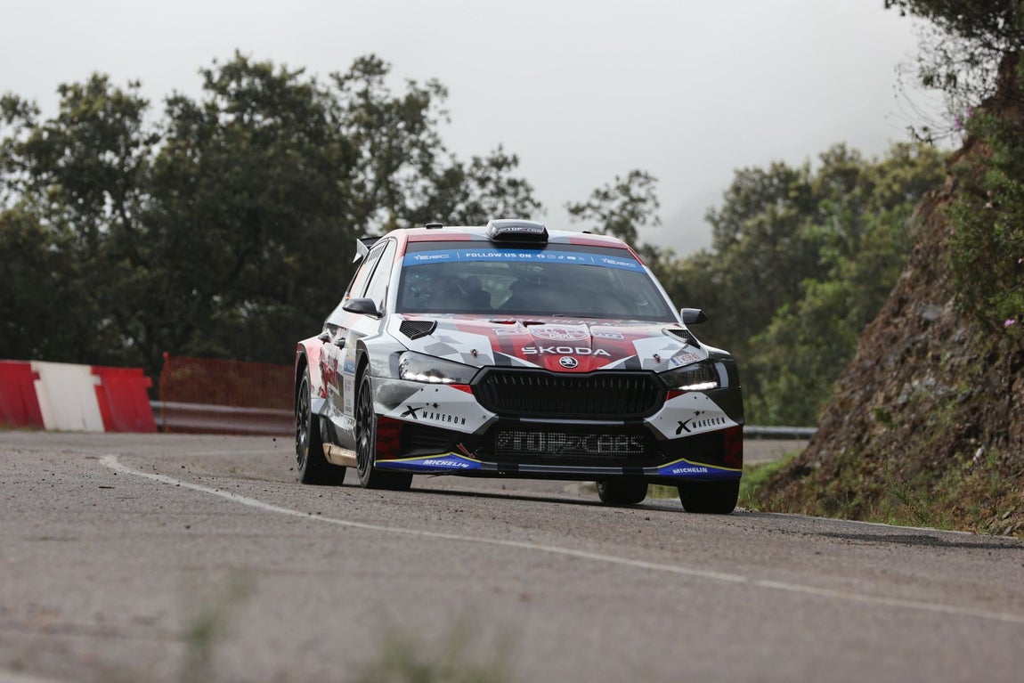 El trepidante Rally en su recorrido por Sierra Morena de Córdoba, en imágenes