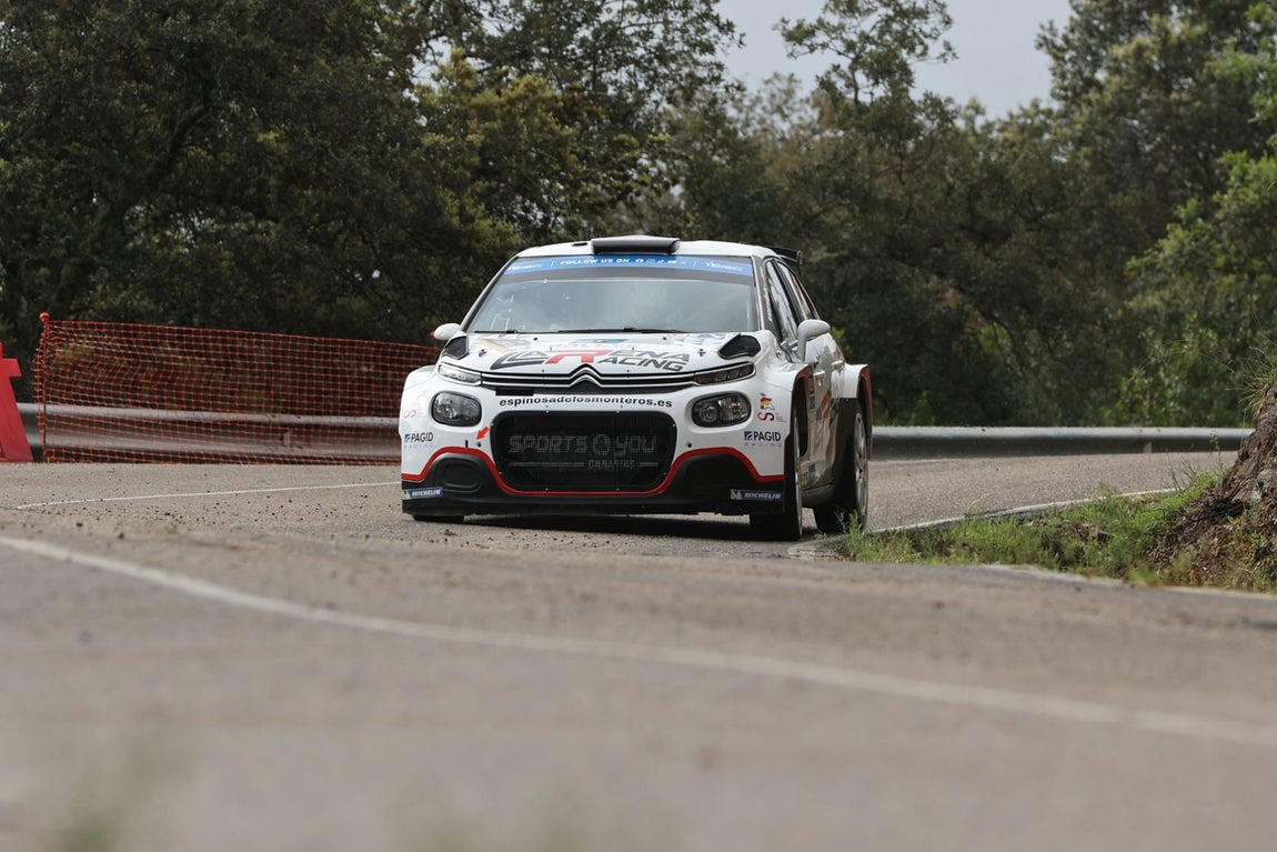 El trepidante Rally en su recorrido por Sierra Morena de Córdoba, en imágenes