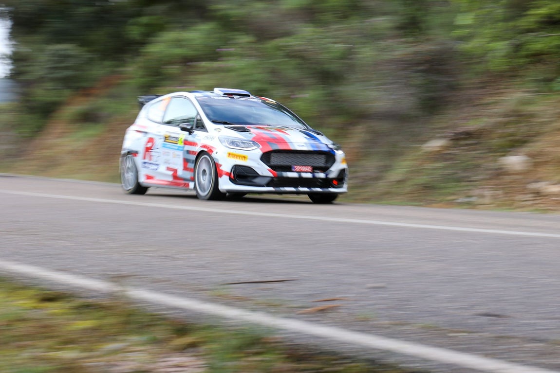 El trepidante Rally en su recorrido por Sierra Morena de Córdoba, en imágenes