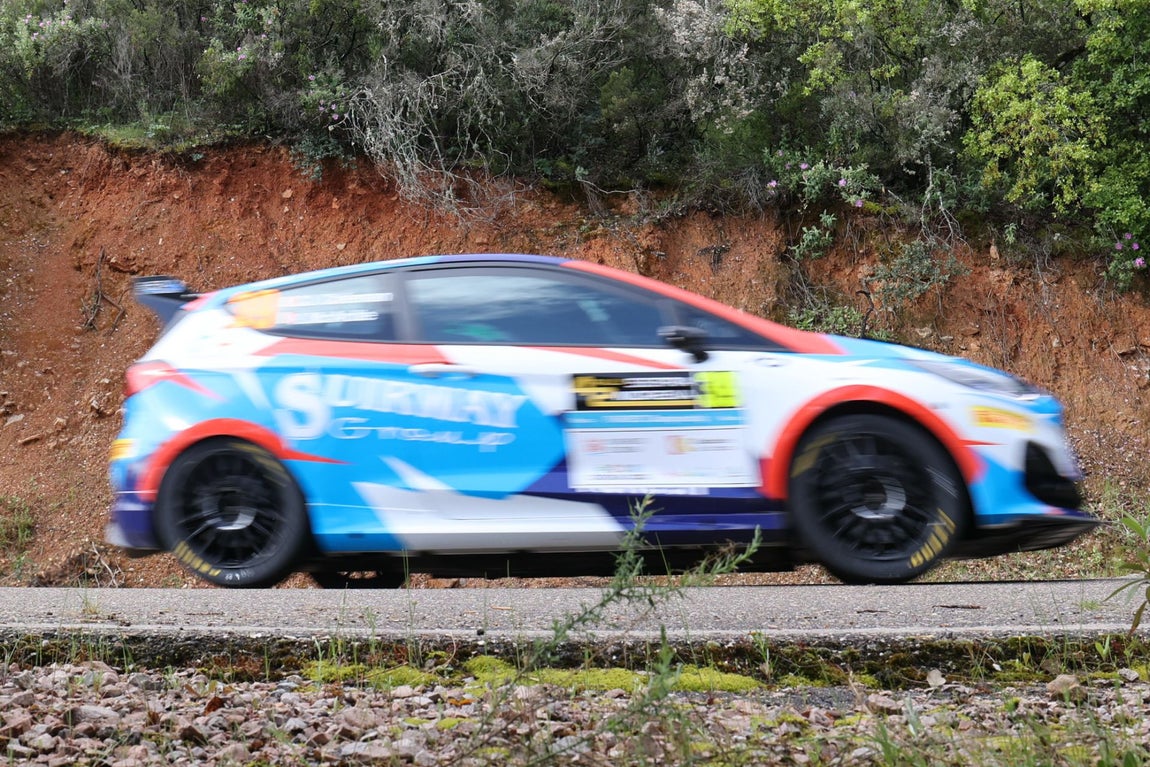 El trepidante Rally en su recorrido por Sierra Morena de Córdoba, en imágenes
