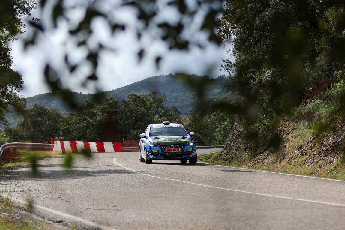 El trepidante Rally en su recorrido por Sierra Morena de Córdoba, en imágenes