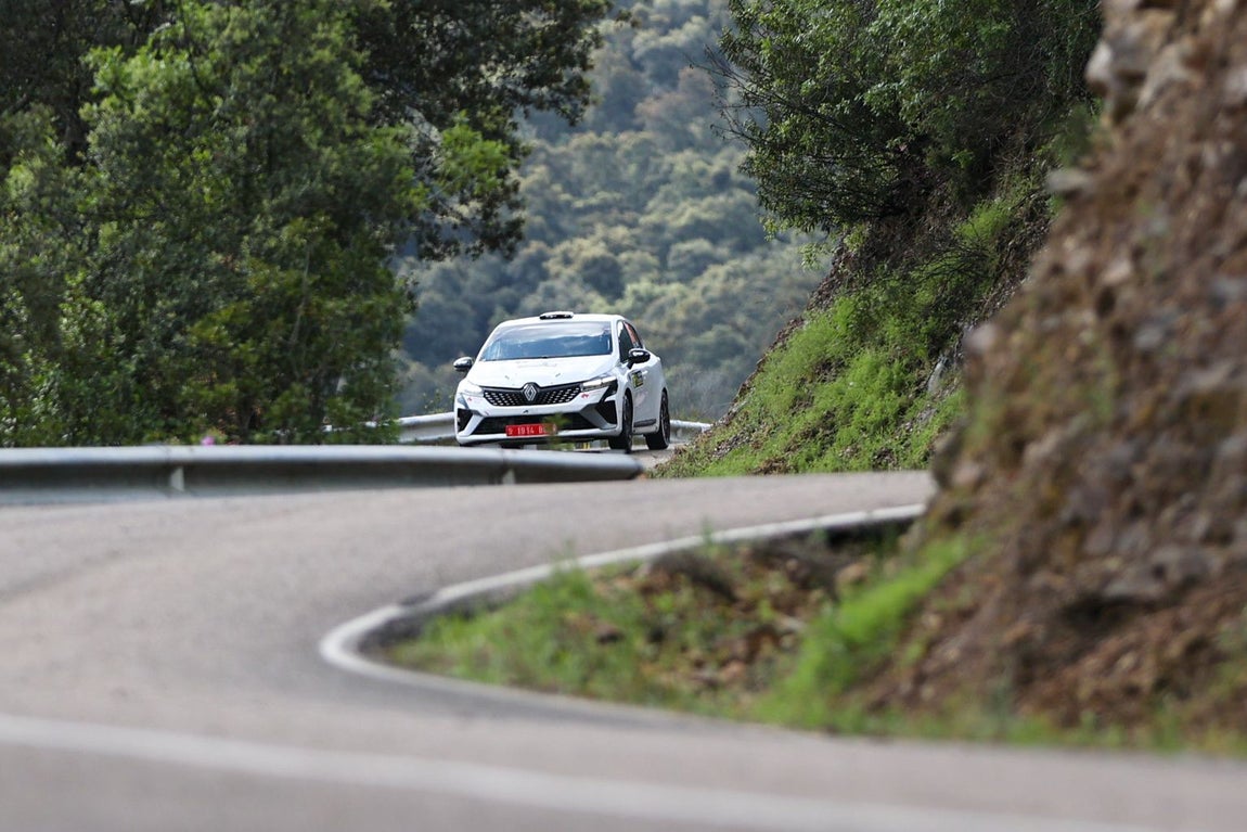 El trepidante Rally en su recorrido por Sierra Morena de Córdoba, en imágenes