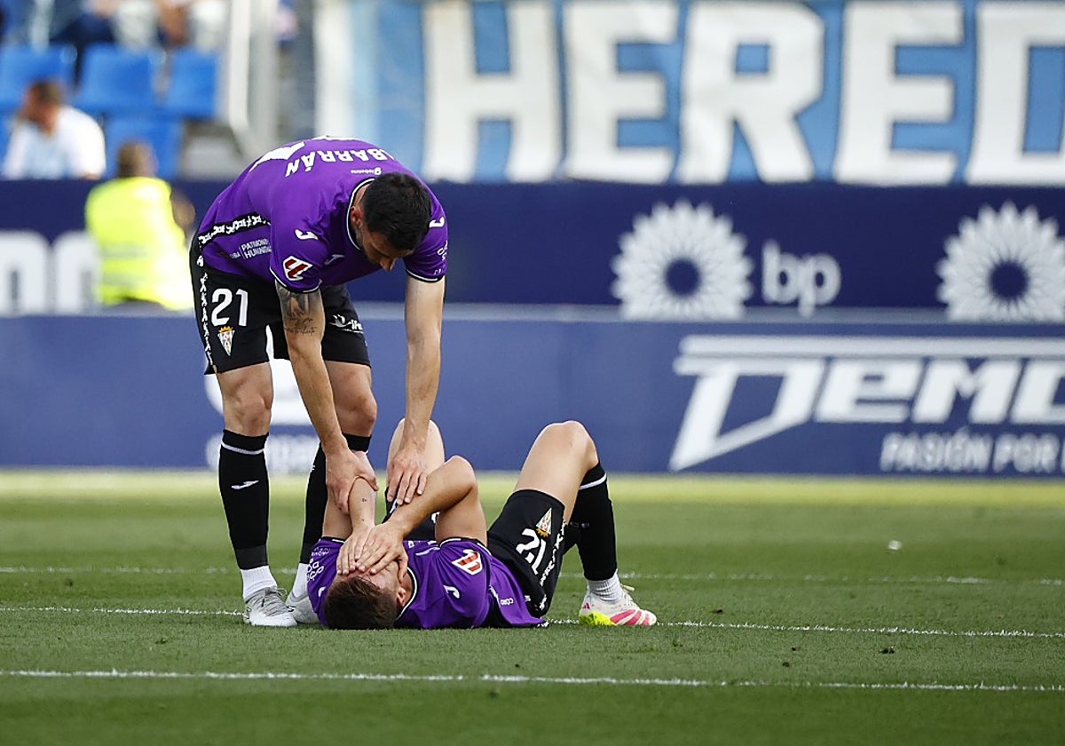 Alberto del Moral llorando tras recaer de su lesión en Málaga