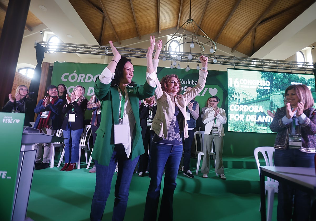 La secretaria general del PSOE en Córdoba y la del Andalucía, este domingo en Puente Genil