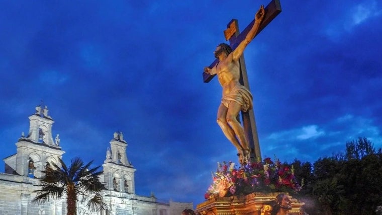 Paso de la Santa Cena por las calles de Baeza