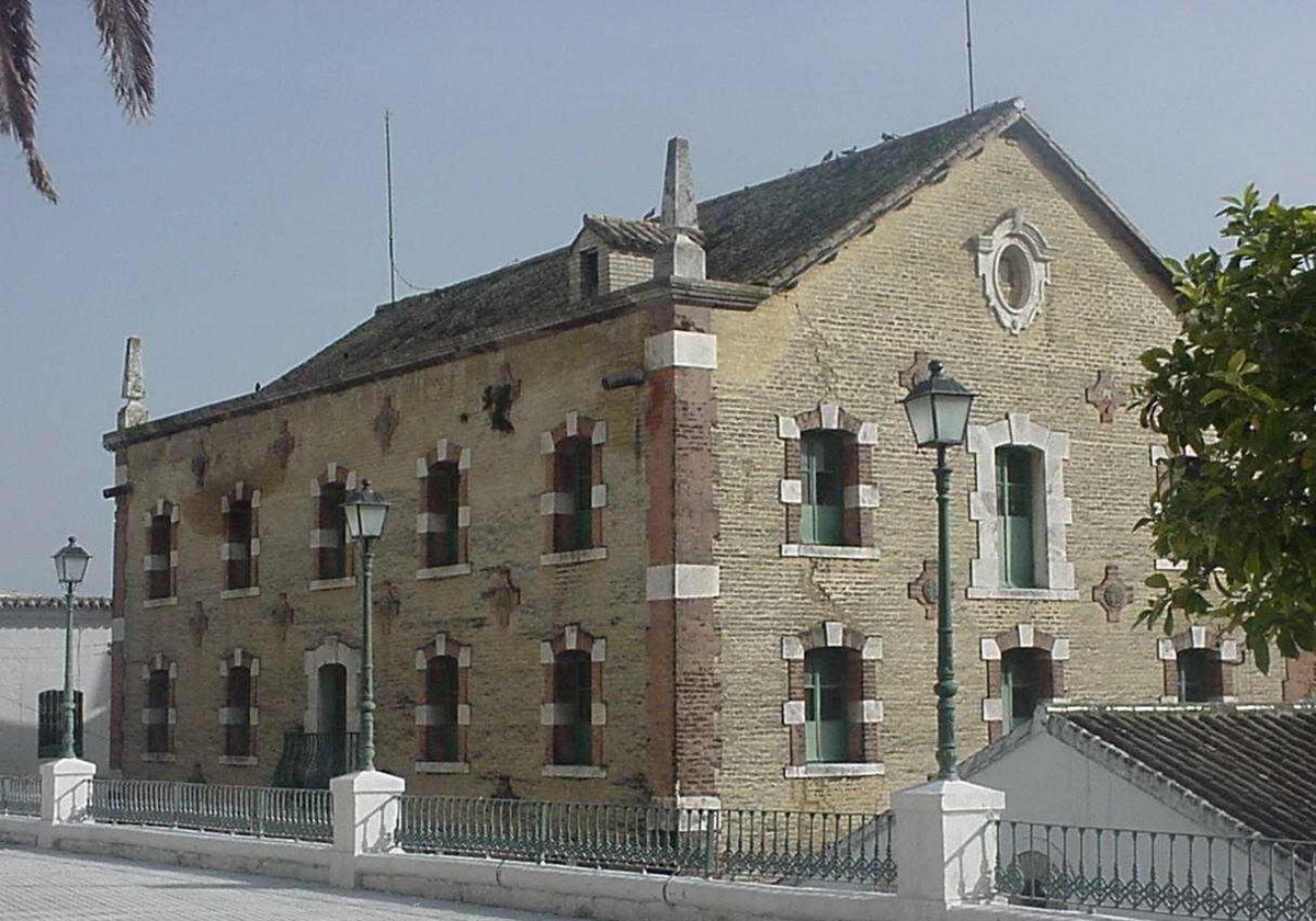 Edificio de La Alianza en Puente Genil