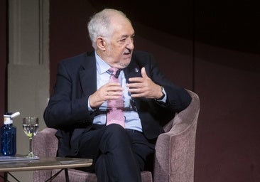 Tenso pleno en el Tribunal Constitucional con Pumpido buscando apoyos 'in extremis'