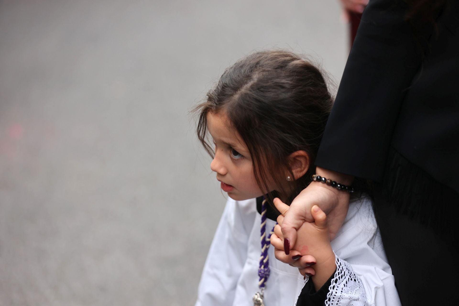 El solemne vía crucis del Soberano Poder por las calles de Córdoba, en imágenes