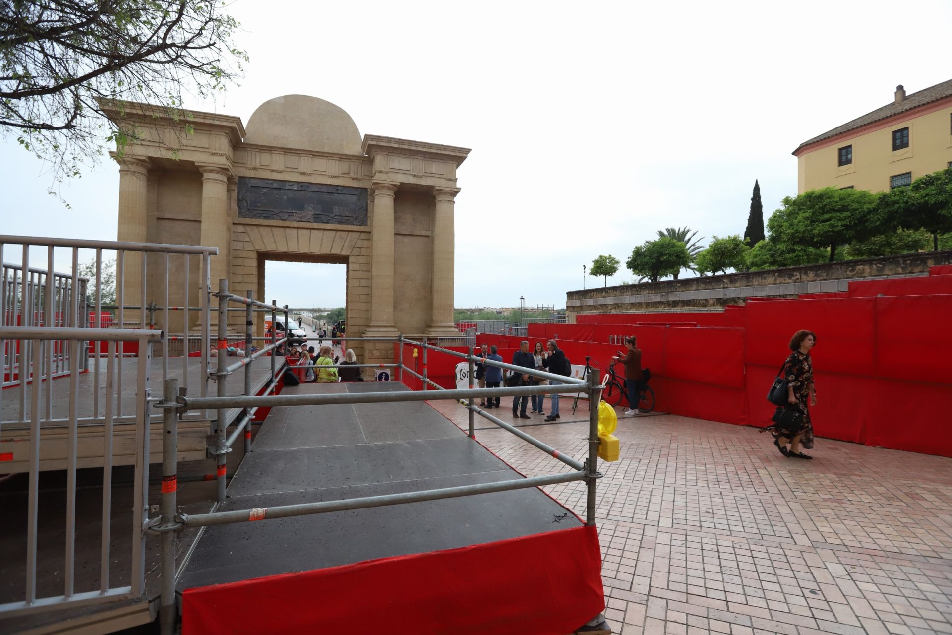 En imágenes, el montaje final de la carrera oficial de la Semana Santa de Córdoba 2025