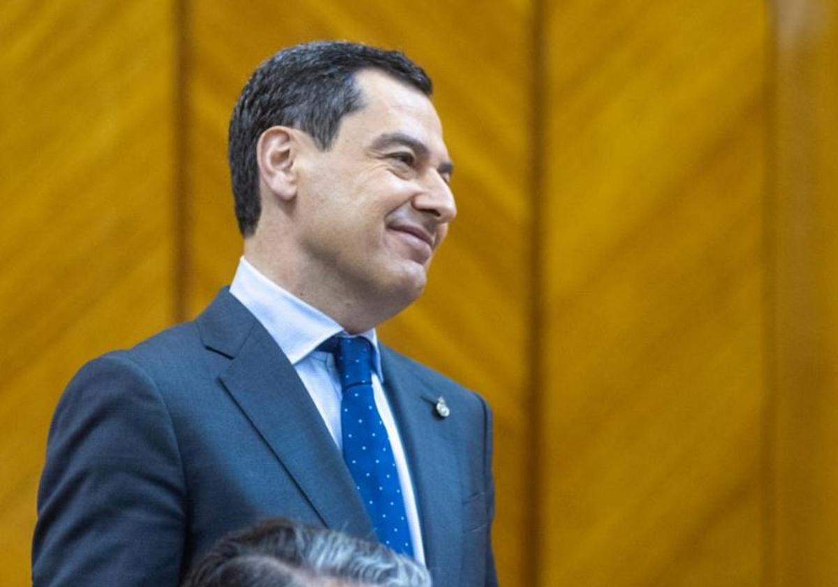 Moreno, durante el Pleno del Parlamento