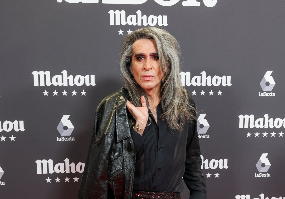 Polémica en Chamberí por bautizar a una sala del Centro Cultural Galileo  con el nombre de Mario Vaquerizo