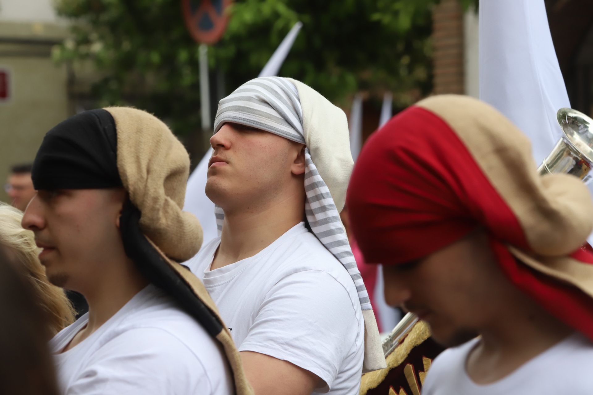 La pletórica salida de la cofradía de la Presentación de Córdoba, en imágenes