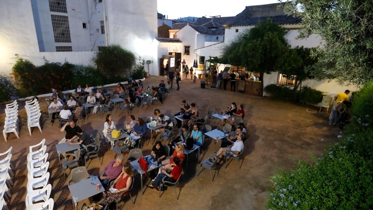 Las claves de una operación estímulo para el Casco de Córdoba: los aparcamientos en los cines de verano