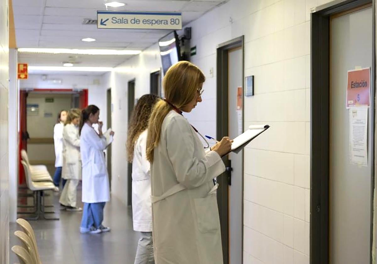 País Vasco ofrece a los médicos jóvenes más de 56.000 euros al año de sueldo base ante la falta de profesionales
