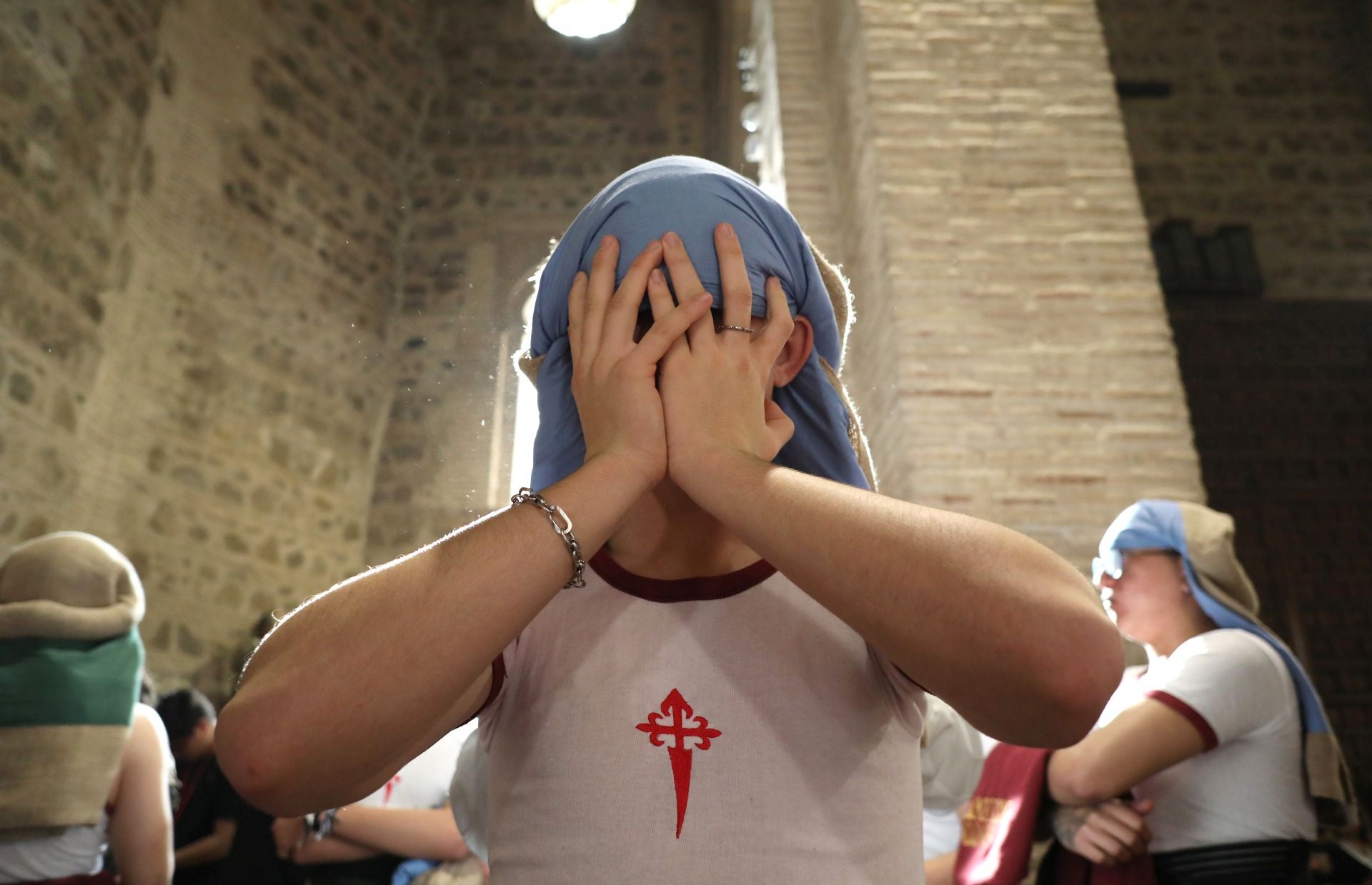 La emocionante procesión del Santo Encuentro de Toledo, en imágenes